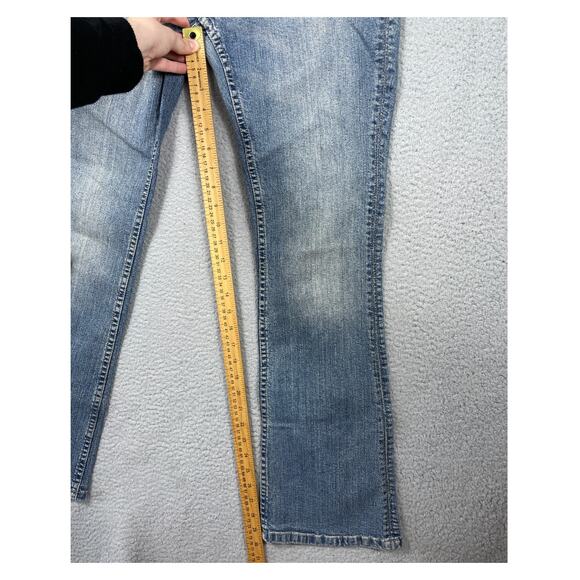 9.8 Womens Size 8 Camo Back Pocket Studded y2k Denim Jeans - Picture 5 of 12